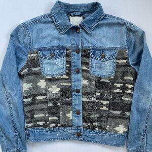 Forever 21 Women's Small Aztec Print Distressed Blue Denim Jean Jacket Button Up